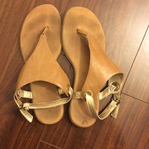 Sandals size 8